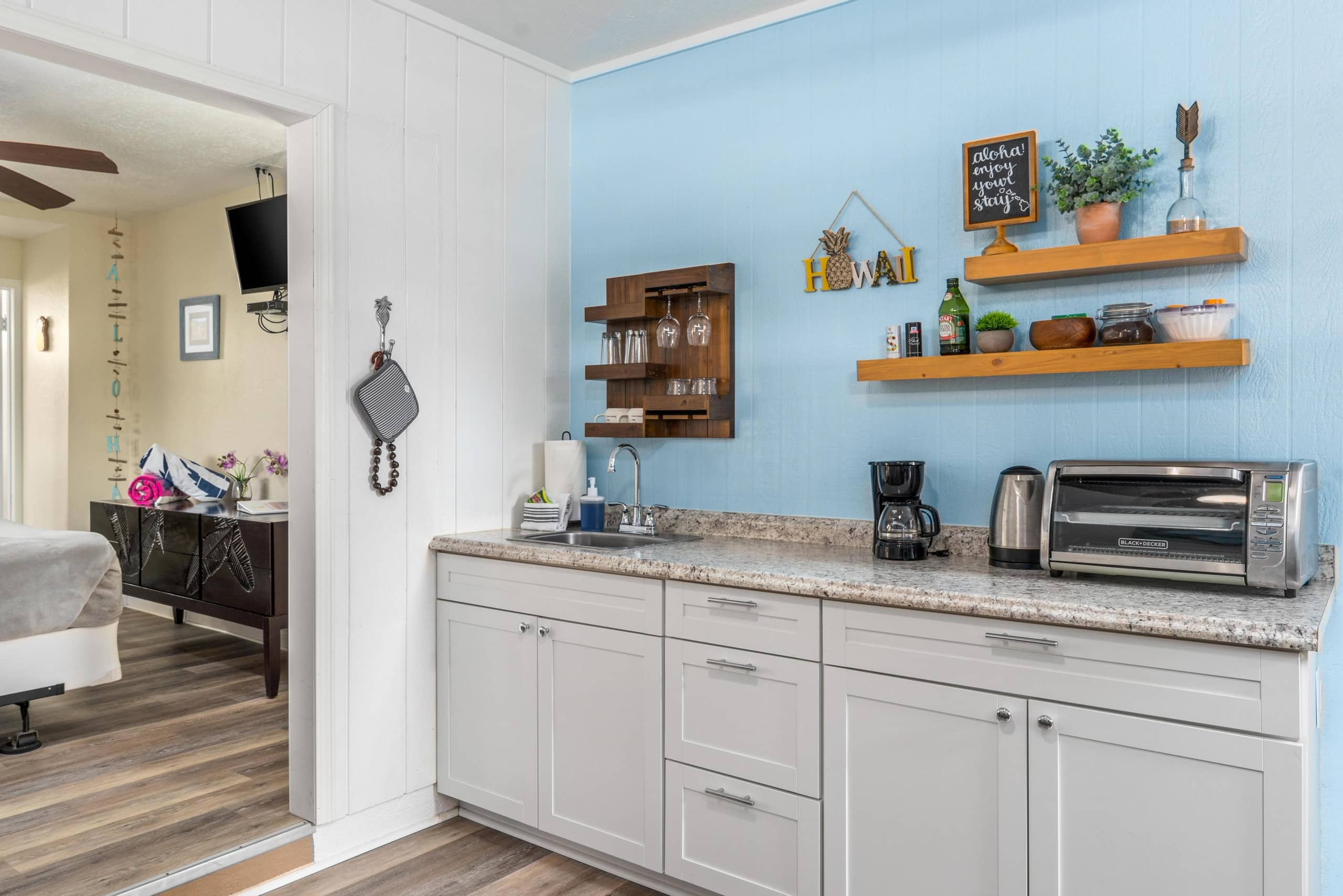 Cozy Pineapple Studio close to the Ocean - Image 1