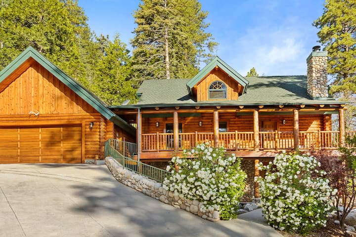 Lake Arrowhead Log Cabin Escape! - Lake Arrowhead, CA