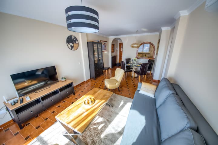 Sun-drenched Seaview Terrace And Pool, Beach Walk - Calahonda