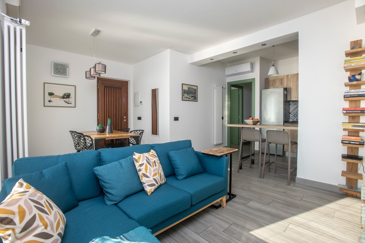 Top Airbnb: Deluxe apartment with stunning view à Moneglia