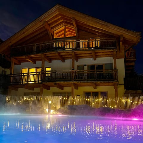 Luxury Chalet - Central - Mountain View