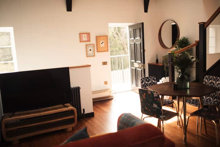 Slateford1770 - The Artist's Retreat - 2 Bed - Edimburgo
