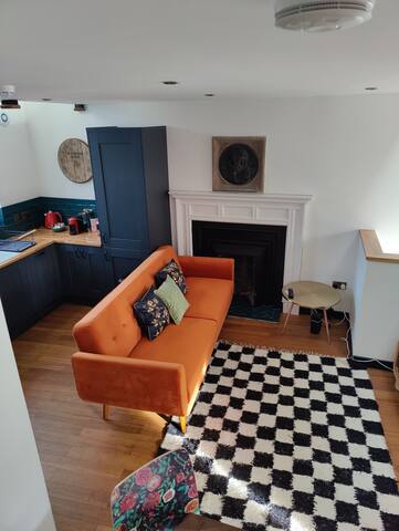 Slateford1770 – The Artist’s Retreat – 2 Bed