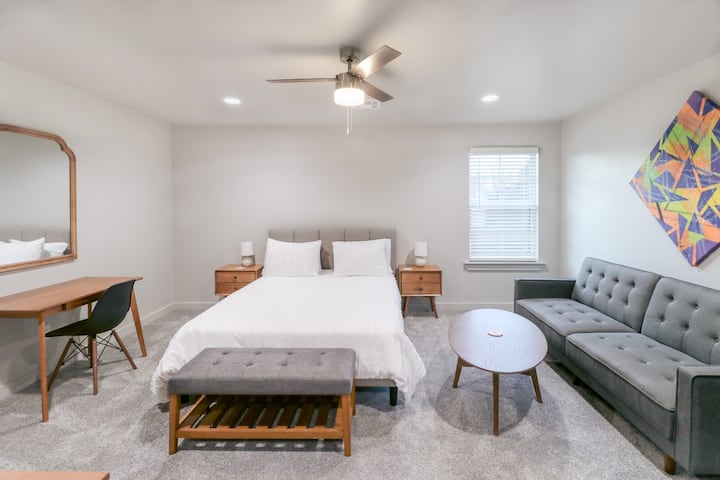 City Skyline Apartments For Rent photo