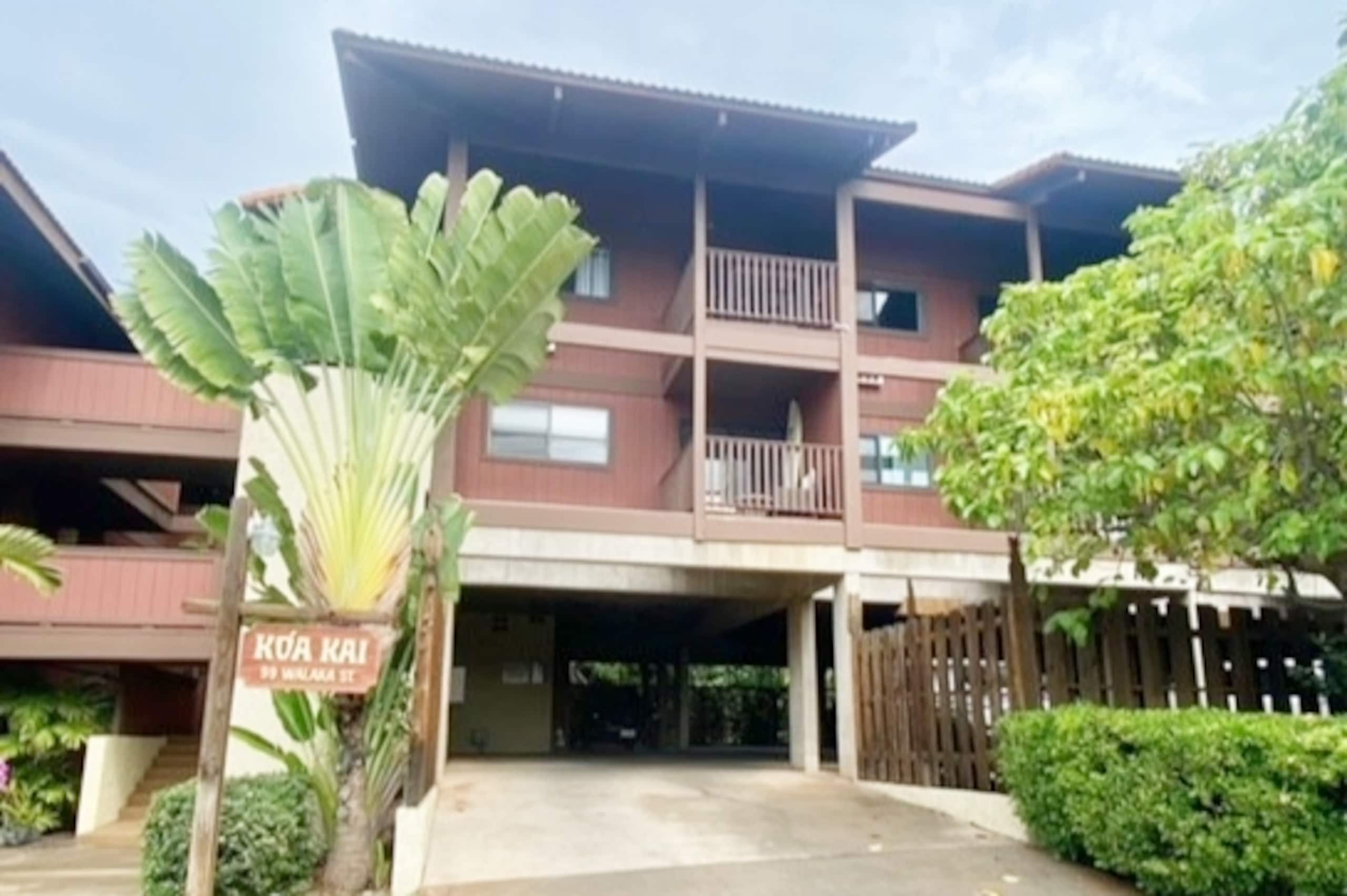 Condo in Kihei · ★4.75 · 2 bedrooms · 2 beds · 1 bath - Image 32