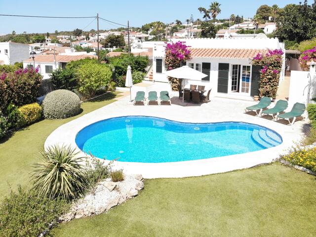 stunning villa with private pool and garden!