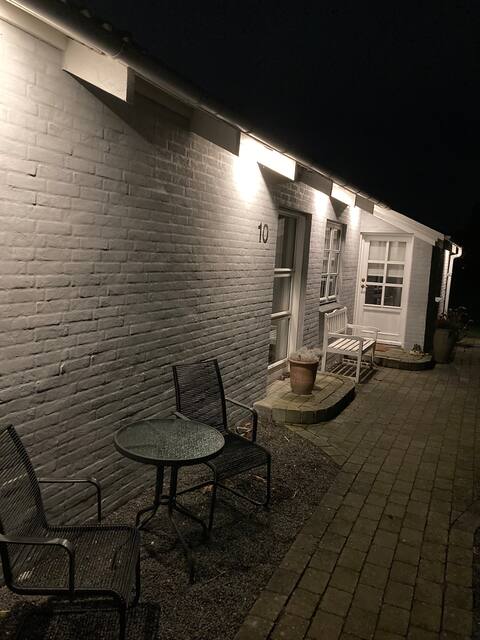 Lovely house, large garden, close to forest and water