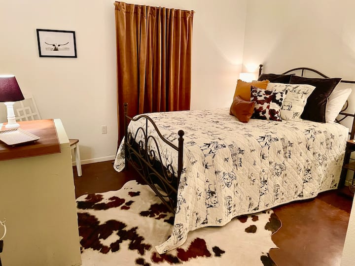 غرفة النوم 1