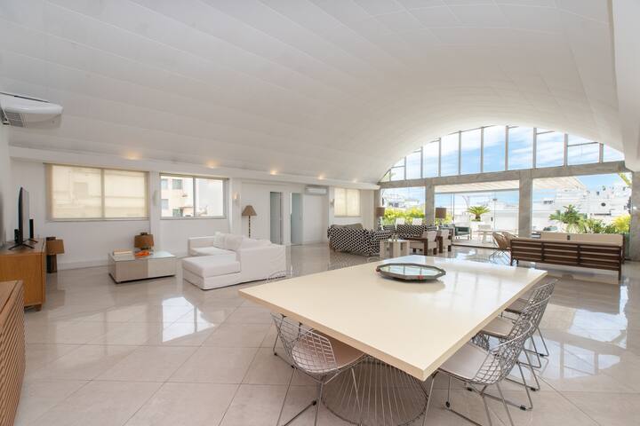 Spectacular Penthouse behind Copacabana Palace 084 gallery image 5