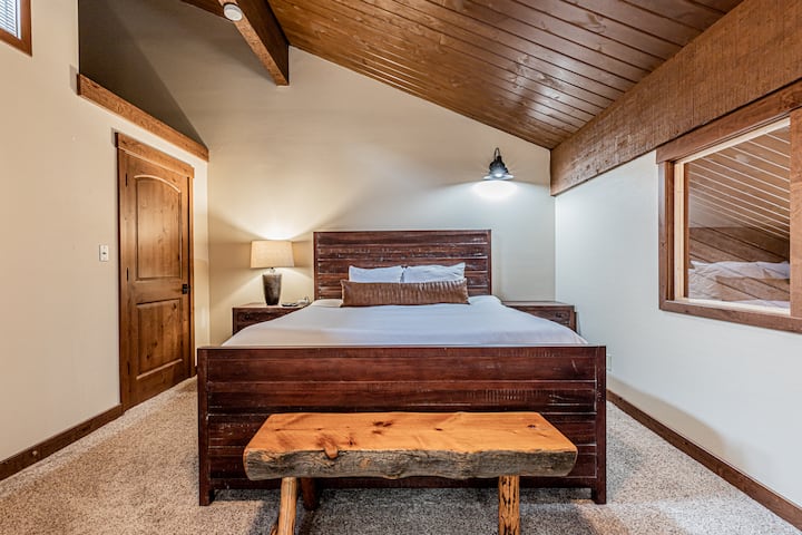 Главен апартман со многу голем плакар.