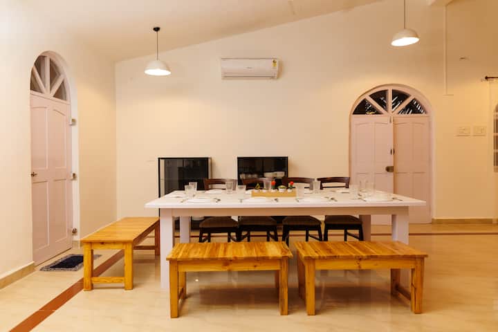 First floor dining table