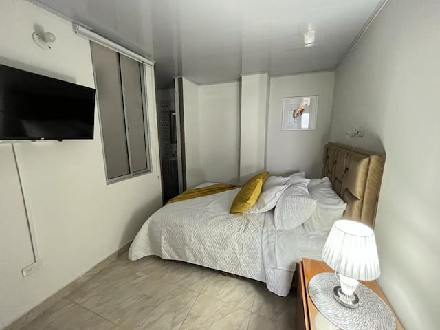 Entire home with 2 bedrooms in Armenia - Nuevo y elegante apartamento en Armenia centro.