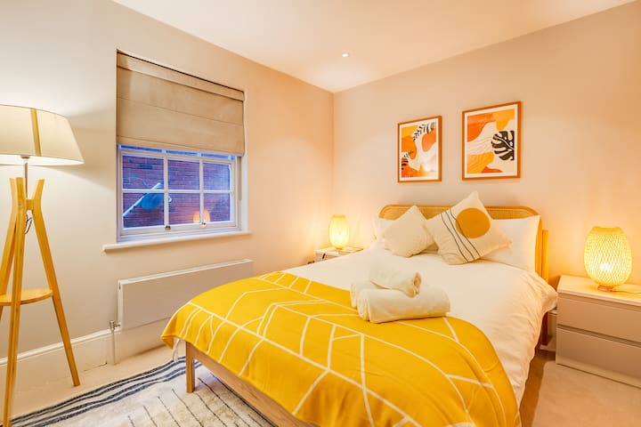 Charming Spacious 5 Bed Mews House – Kensington gallery image 2