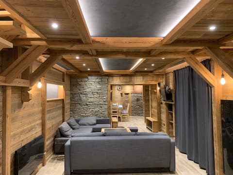 House for 10 people, secluded.