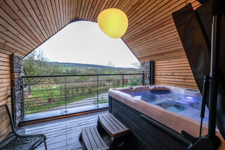 Maastricht Vacation Rentals with a Hot Tub - Limburg, Netherlands | Airbnb