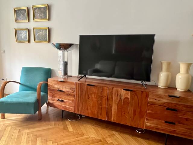 Conca dei Navigli apartment gallery image 4