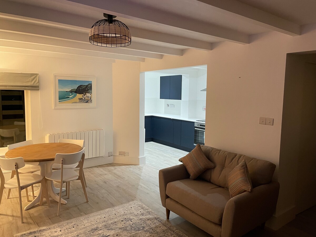 Popular Airbnb listing: Pepper Cottage in St. Agnes