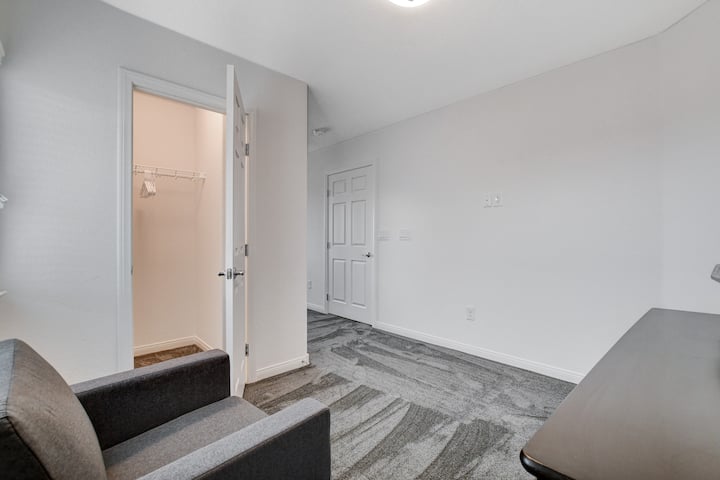 Dual Master Home Minutes To Airport/strip/stadium - Las Vegas, NV