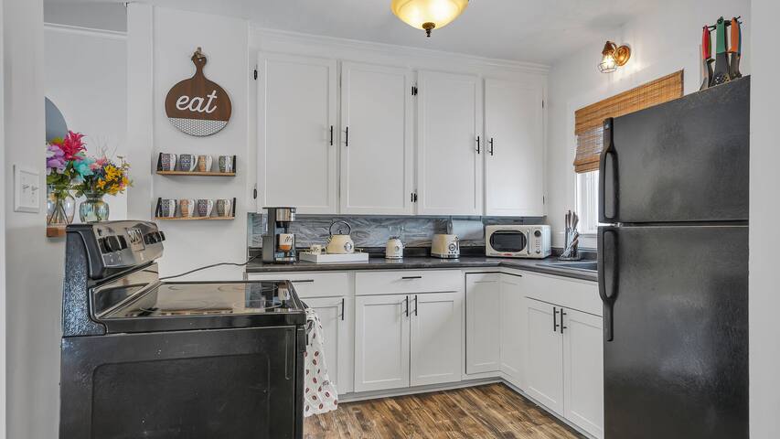 Cozy home for memorable moments with loved ones gallery image 4