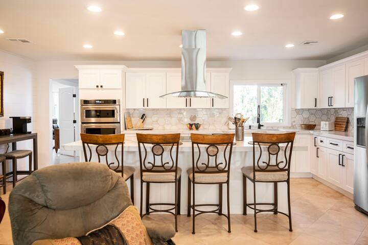 Amazing Pool, Spa & Outdoor Entertainment gallery image 3