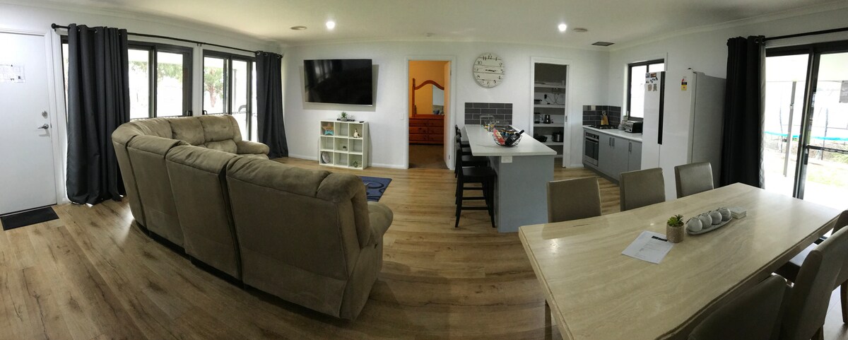 Popular Airbnb listing: The Little Grey House in Snowy Monaro Regional Council