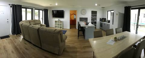 Popular Airbnb listing: The Little Grey House in Snowy Monaro Regional Council