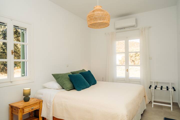 غرفة النوم 1