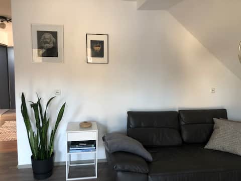Top performing Airbnb: Sunny 80 sqm top floor apartment on the edge of the forest in Main Kinzig Kreis