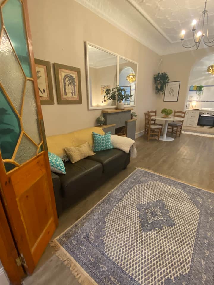 Elegant One Bedroom Period Flat - Gibraltar