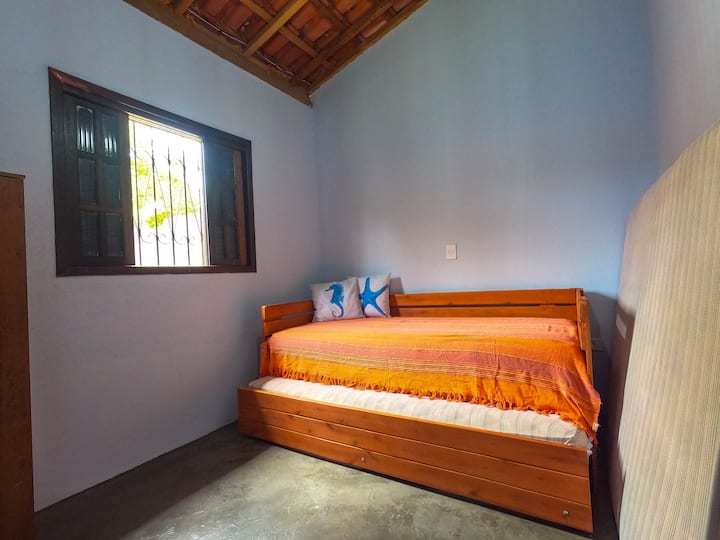 Room 3 with a trundle bed.