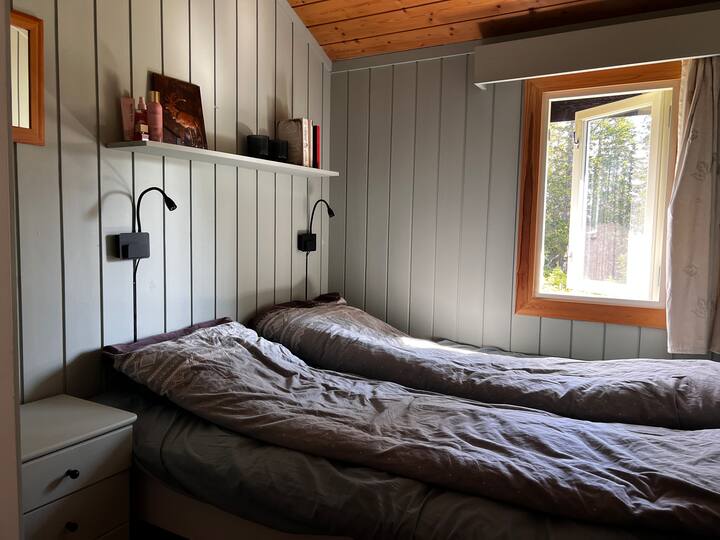 Soverommet har en comfortable 160x200 dobbeltseng. 