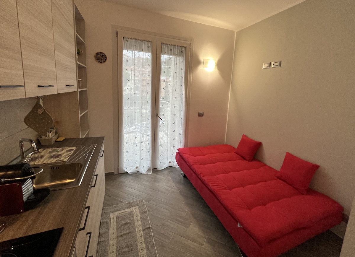 Beliebte Airbnb-Anzeige: Double apartment with parking and elevator in Varazze