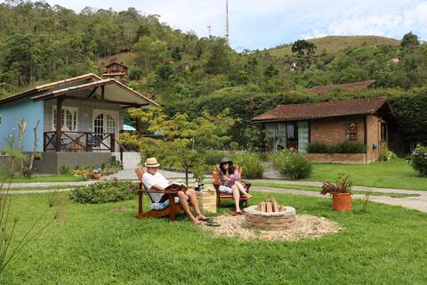 Chalé Vento de Maio with pool and gourmet area