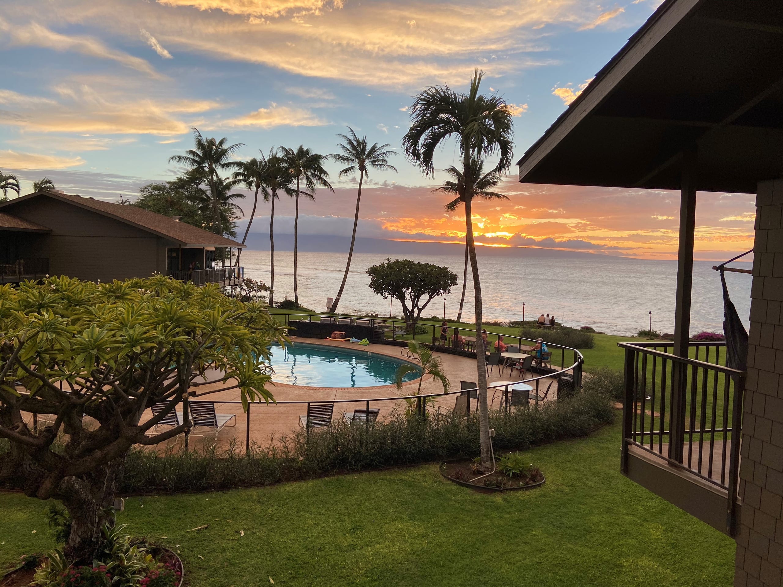 Condo in Lahaina · ★4.96 · 2 bedrooms · 3 beds · 2 baths - Image 1