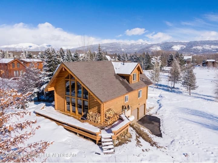 Cozy Ski Cabin, Close to Targhee! Cabins for Rent in Driggs, Idaho