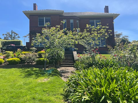 Top performing Airbnb: Bastian House Riverview in Tasmania