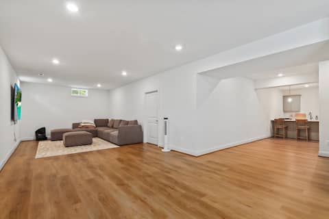 New Spacious 2br/2bth Basement!