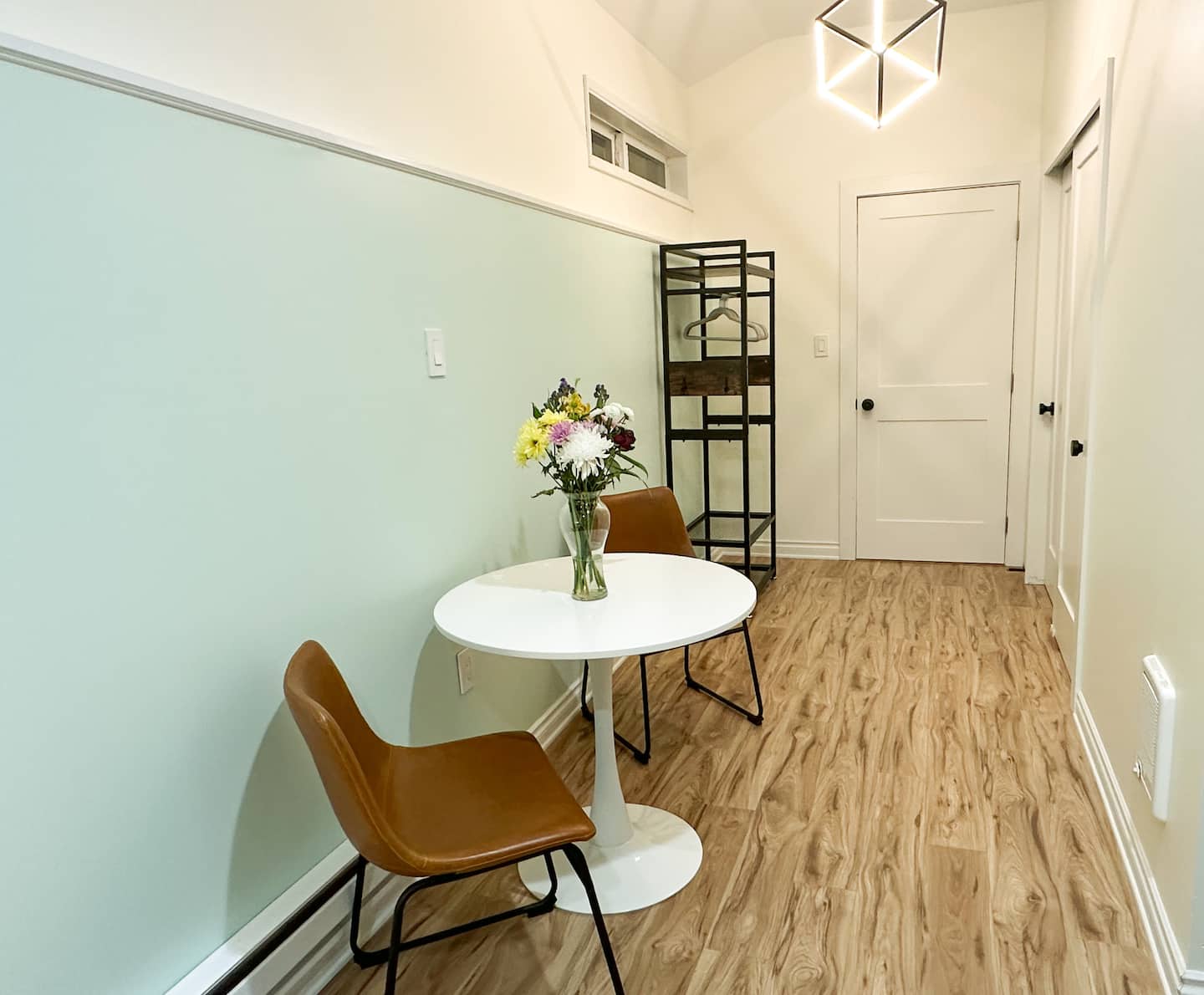 Queen Anne Studio
