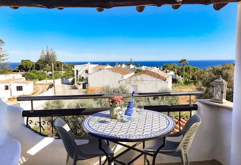 Successful Airbnb property: Apartamento Bela Vista - Panoramic ocean view in Porches