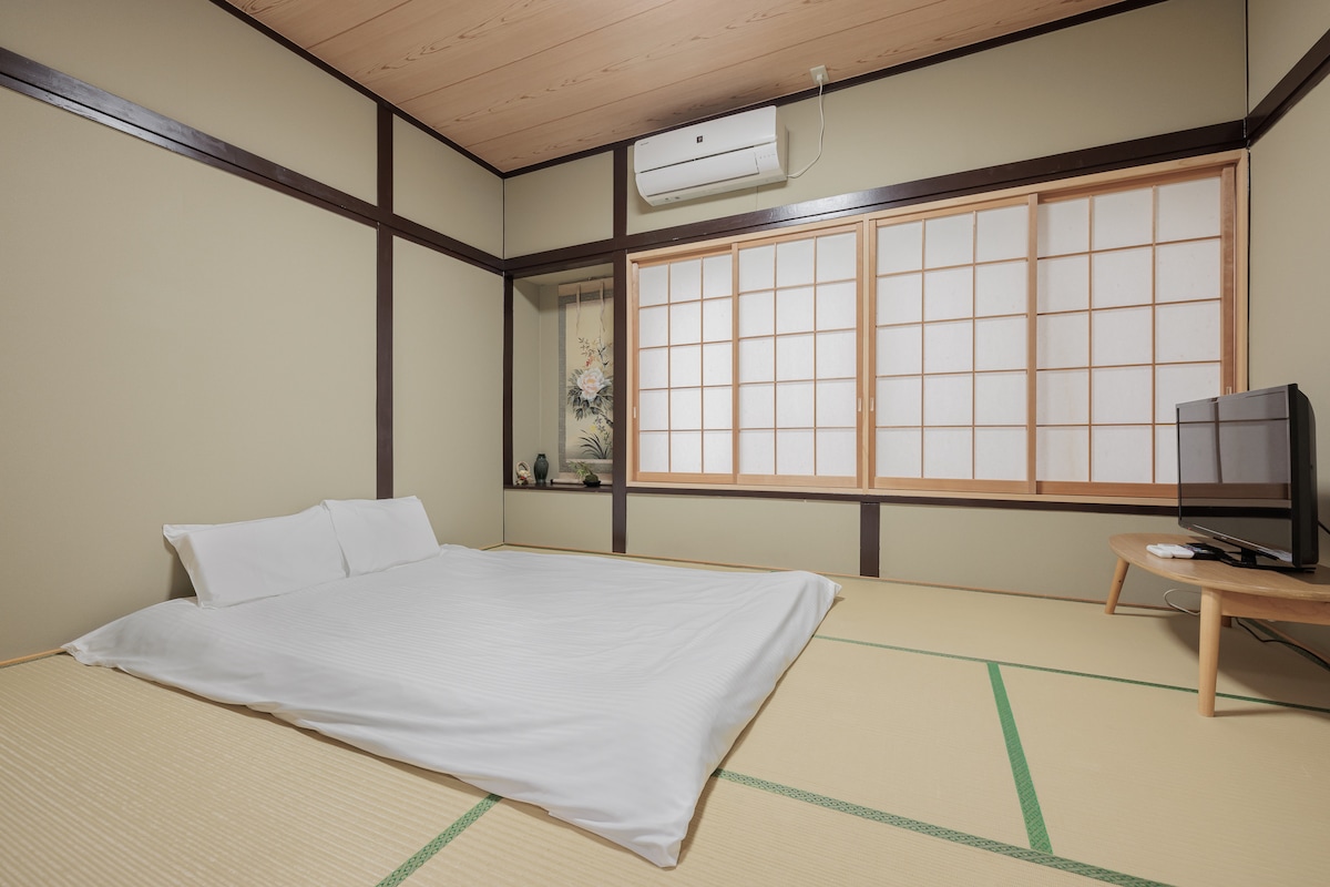 d49c6b33-a21e-4350-ae7c-