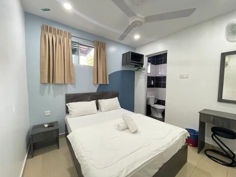 2pax Cozy Double Room | Bathroom | Teluk Intan
