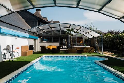 Entire cottage within the park