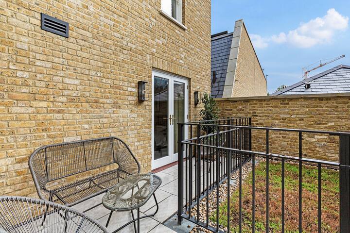 Sloane Square 3 bedroom apartment gallery image 5