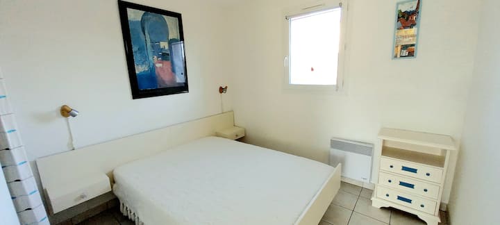 1 - ва спалня