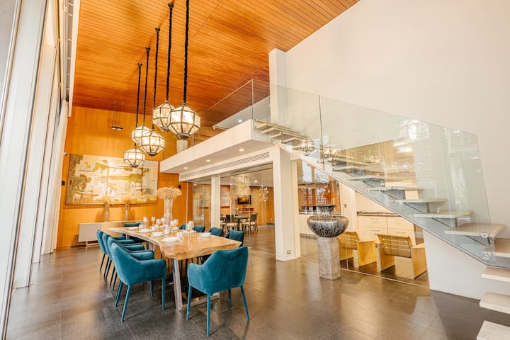 Bangkok VIP luxury pool villa