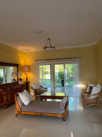Villa Anjali Beautiful spacious villa, great area gallery image 2