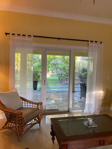 Villa Anjali Beautiful spacious villa, great area gallery image 3