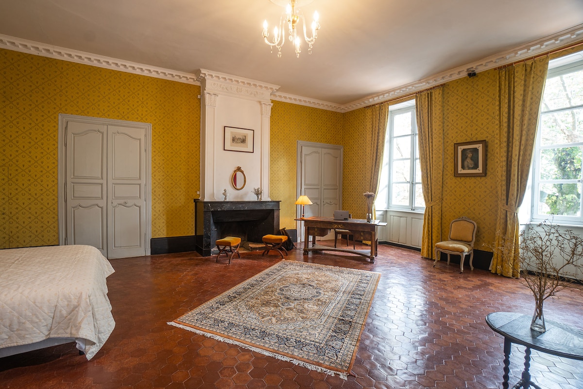 Chambre de la suite du baron de Saint Jean
