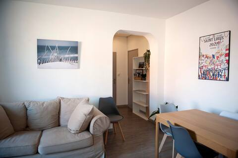 Top performing Airbnb: Apartment in the city center. in Sète