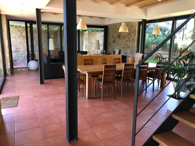 Casa en el corazón del Empordà gallery image 2